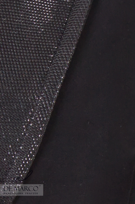 Modny dwurzędowy garnitur damski wieczorowy z metalicznym połyskiem. Stylowe modne zestawy wieczorowe damskie ze spodniami