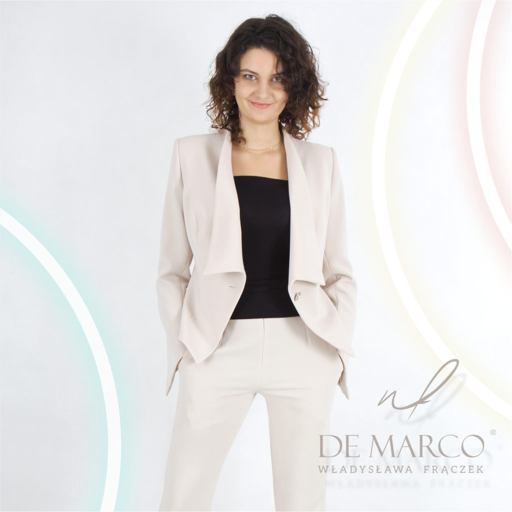 Oryginalne modne garnitury damskie De Marco szycie na miarę