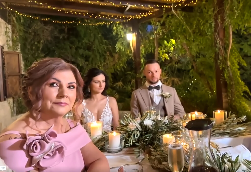 Ekskluzywna sukienka na wesele w plenerze De Marco polska luksusowa marka odzieżowa
