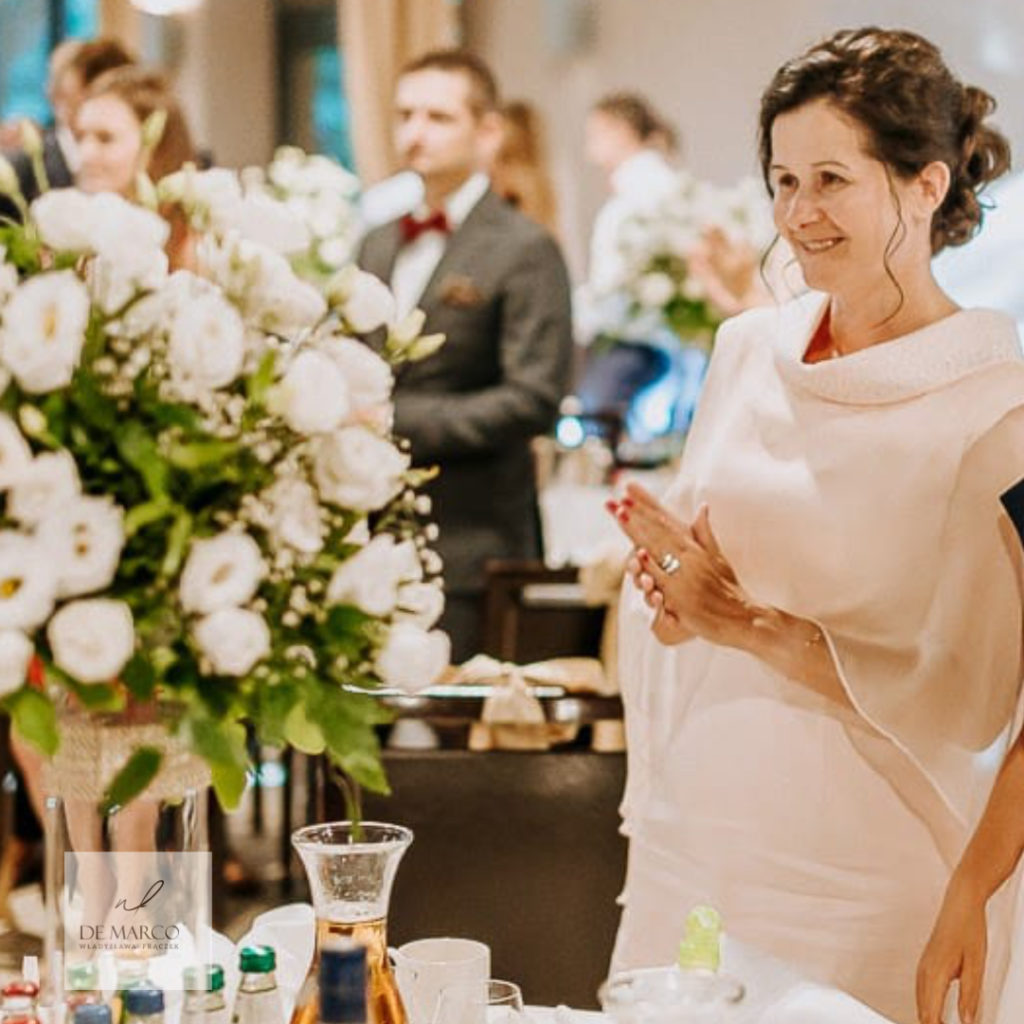 Unikatowe jedwabne sukienki dla mamy na wesele De Marco szycie na miarę