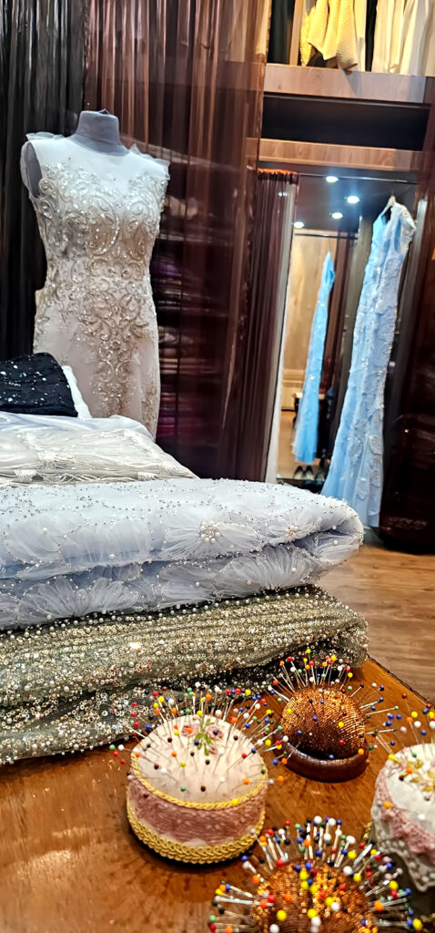 Ekskluzywne suknie wieczorowe szyte w pracowni krawieckiej De Marco Atelier Władysławy Frączek