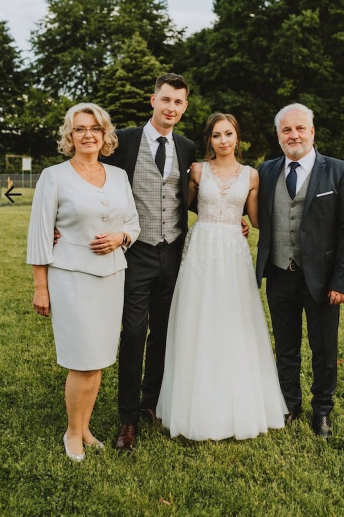 Eleganckie garsonki dla mamy wesela 