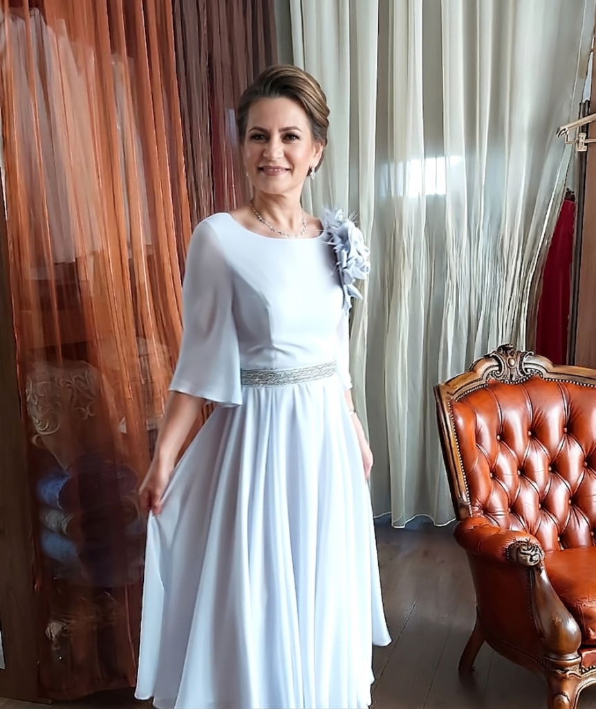 Eleganckie polskie sukienki na wesele, jubileusz. Najlepszy polski krawiec damski - atelier De Marco