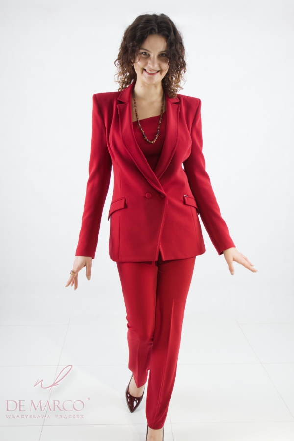 Fashionable luxury red women s suit with a formal blouse. Exclusive pantsuit from Polish designer W adys awa Fr czek