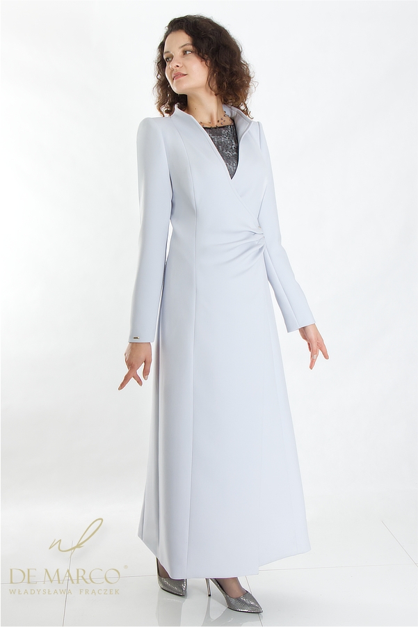 Luxurious long coat for evening styling. The most fashionable