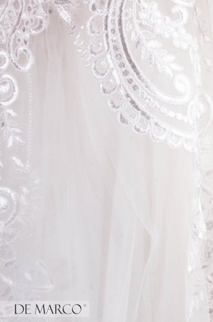 Elegancka sukienka ślubna z prawdziwej gipiury Balbina