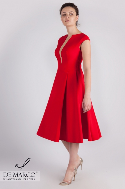 Śliczna sukienka w czerwonym kolorze Massalia
