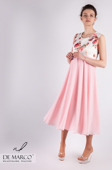 Śliczna, zwiewna sukienka w różowym kolorze Rita II