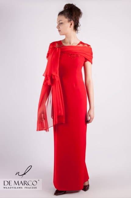 Czerwona kreacja na prestiżowe uroczystości Una, Piękne sukienki maxi dla dojrzałych kobiet