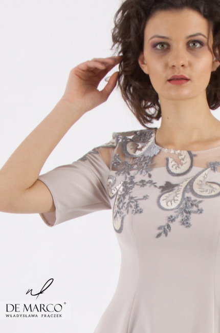 Unikatowa sukienka zaprojektowana przez stylistkę Pierwszej Damy Luna, Elegancka odzież damska