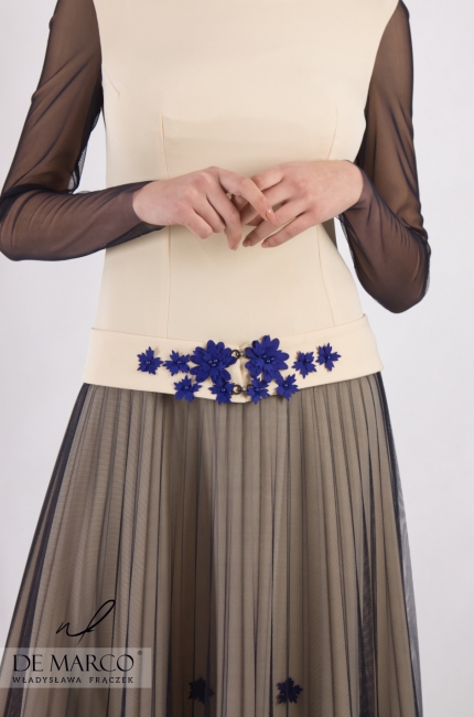 Oryginalna sukienka z długim rękawkiem w kolorze granatowym Demeter, De Marco - salon mody