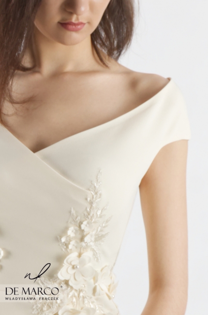 An irresistibly beautiful creation for a royal style wedding Graciela, #stayhome