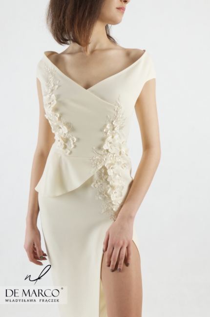 A phenomenal gown for a royal wedding in the palace Graciela, Design by video chat