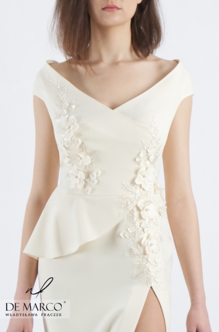 Sophisticated dress with an original cut for the young lady Graciela, Online store