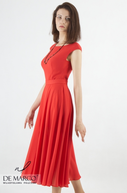 Piękna sukienka w kolorze czerwonym i fasonie rozkloszowanym Sonka, Szycie na miarę nietypowych rozmiarów