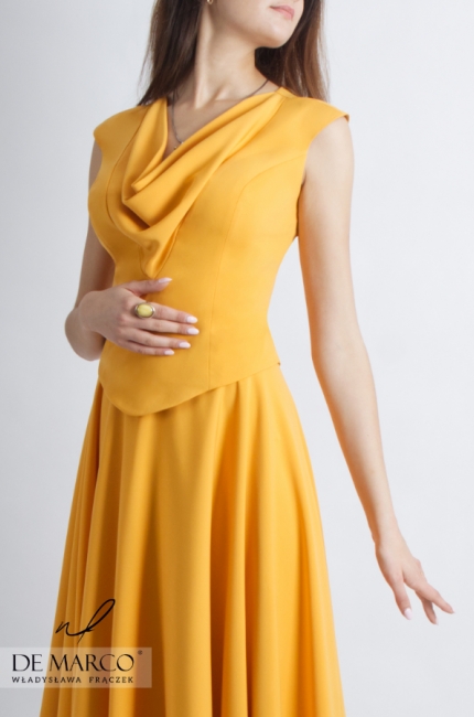 Eleganckie komplety damskie ze spódnicą De Marco miodowa stylizacja zdjęcia