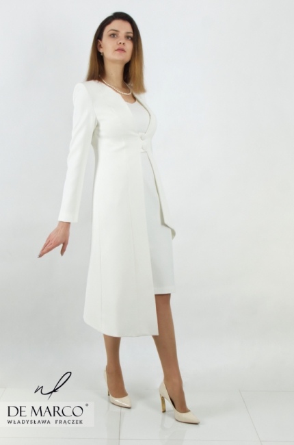 A white set for a civil wedding