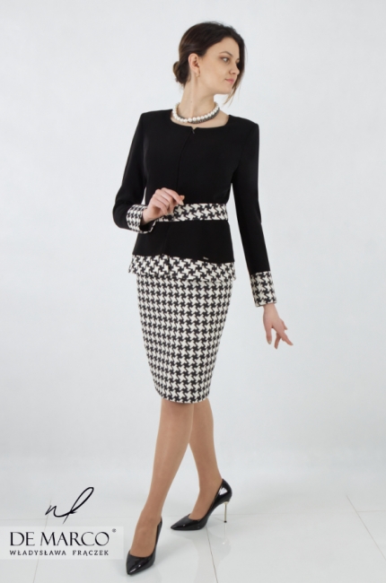 Exclusive business suit with a houndstooth pencil skirt.