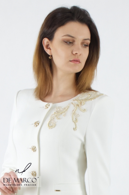 Lekki biały płaszczyk do sukienki wizytowej wieczorowej koktajlowej. Polska marka odzieży luksusowej De Marco. Sklep internetowy