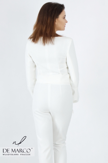 Modne stylizacje z białymi spodniami. Naprawdę eleganckie białe spodnium od ulubionej projektantki Pierwszej Damy RP
