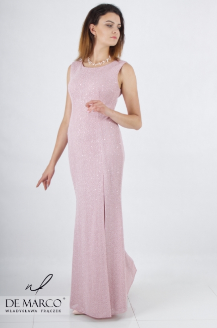 Wyjątkowa zmysłowa różowa suknia balowa. Najmomdniejsze stylizacje wieczorowe na bal sylwestrowy bal maturalny studniówkę