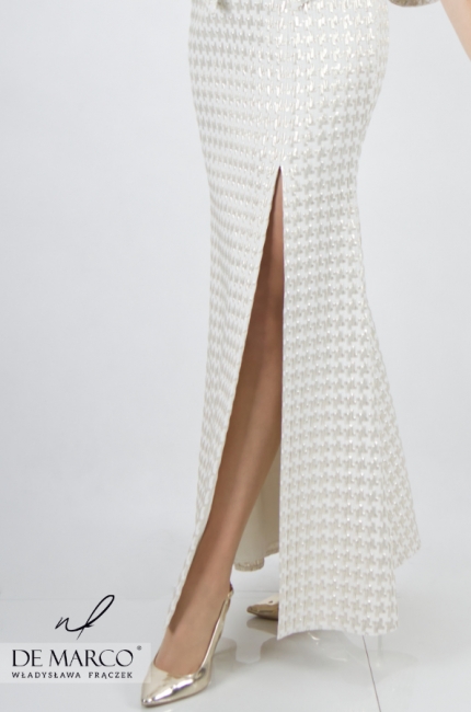A light cream elegant set is a visiting set from the Polish designer Władysława Frączek