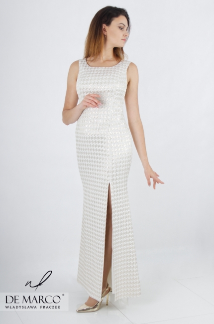 What for communion? Fashionable sets with a long dress for Mom
