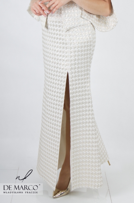 Ready-made bright stylizations, creations for the New Year's Eve prom gala