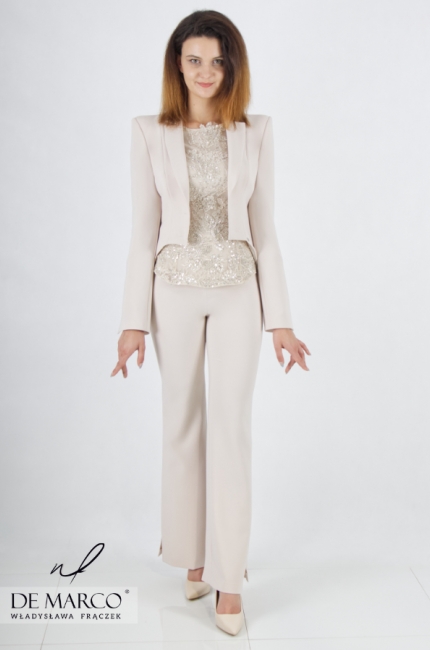 Exclusive beige women's suit. De Marco online store