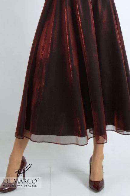 Formal set with maxi skirt and short jacket. De Marco online store