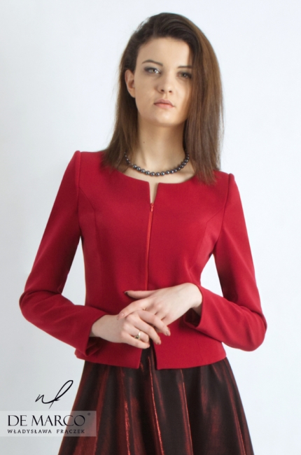 Red and maroon feminine formal set. Exclusive ladies' two-piece formal set with a skirt