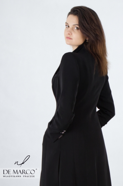 Luxurious black transitional coat. Tailored sewing. De Marco online store