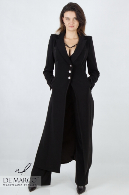 Original black maxi coat with slits and raised shoulder line. Exclusive transitional dress coats from a Polish producer