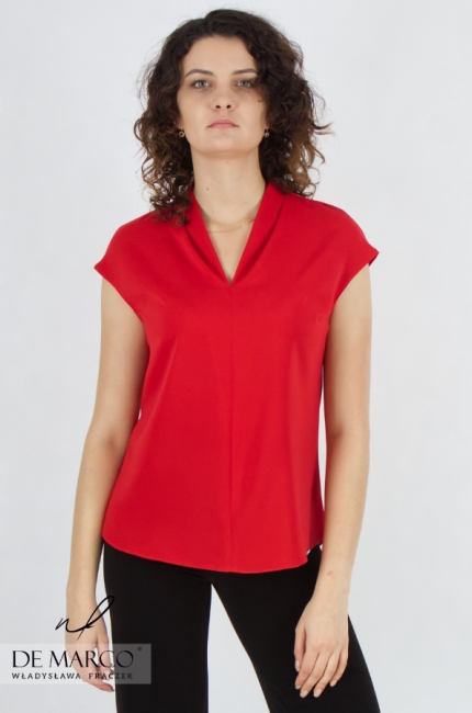 A red, plain blouse for a suit jacket with a V-neck. De Marco online store