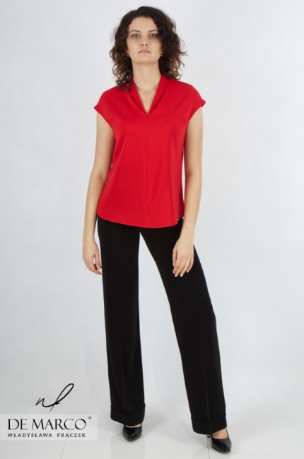 Plain simple classic women's chiffon blouse to go with a jacket jacket suit suit. Universal red blouses for women. Polish producer De Marco