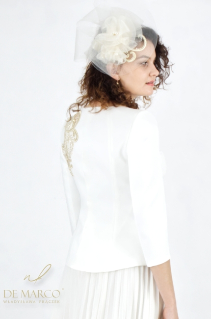 Szyte w Polsce najmodniejsze ślubne damskie stylizacje ze spódnicą plisowaną białą. Sklep internetowy De Marco