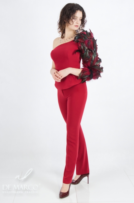 The original fantastic decorative feather sleeve for evening dresses. De Marco online store