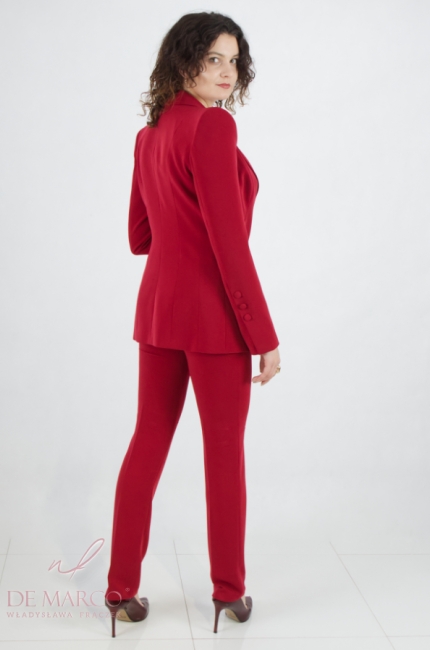 Basic women's suit in red. De Marco 3-piece formal evening business suit