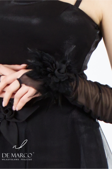 Zmysłowe czarne rękawiczki na palec ręcznie zdobione kompozycją kwiatową z piórami. Rękawiczki wieczorowe w stylu retro. Sklep internetowy De Marco