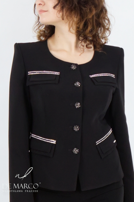 Elegant timeless slimming black women's work suit for a conference speech. De Marco online store