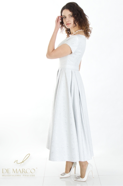 Ekskluzywne stylizacje na uroczystości Wesele 2023 Chrzest 2023 Komunia 2023 Luksusowe sukienki żakardowe od polskiego producenta DE MARCO
