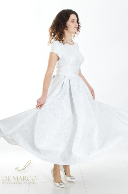 Najpiękniejsze sukienki na wesele komunię chrzciny rocznicę. Polski producent ekskluzywnej odzieży damskiej DE MARCO