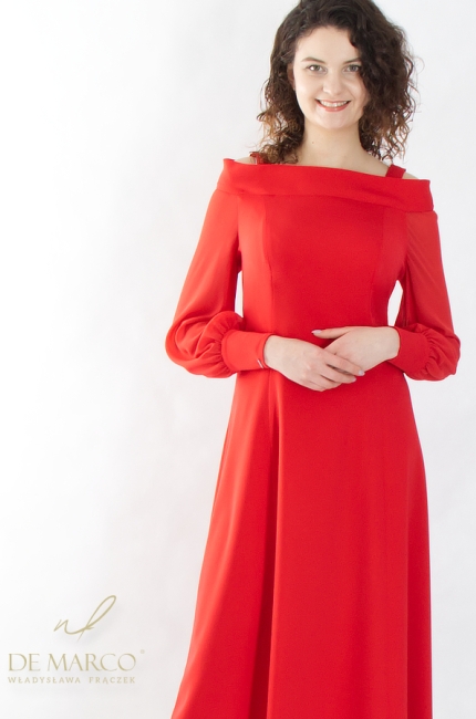 Klasyczna czerwona rozkloszowana sukienka midi z długim rękawem. Sklep internetowy DE MARCO