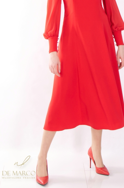 Piękna stylowa biznesowa sukienka dla Kobiety Sukcesu. Modne czerwone sukienki koktajlowe z długim rękawem od polskiego producenta DE MARCO
