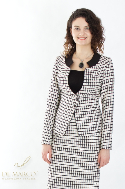 A modern bold business suit with a skirt for a Successful Woman. Tailor made by designer De Marco