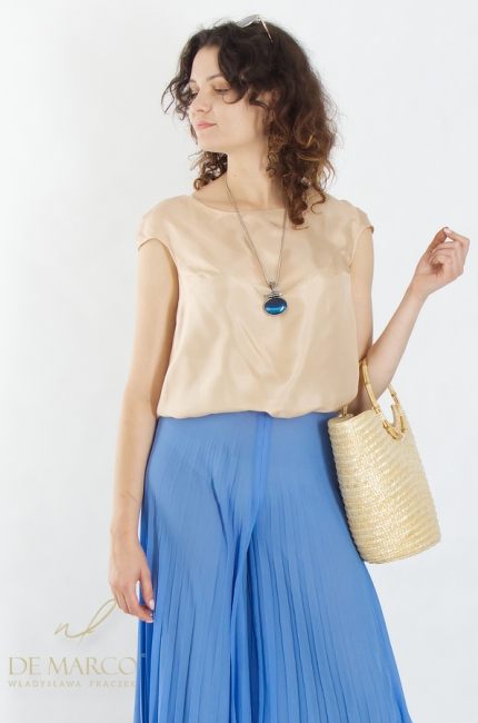 Romantic palazzo pants perfect for a date exhibition walk garden party. Tailor made by De Marco