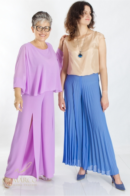 Casual formal pleated trousers in shades of blue. De Marco online store