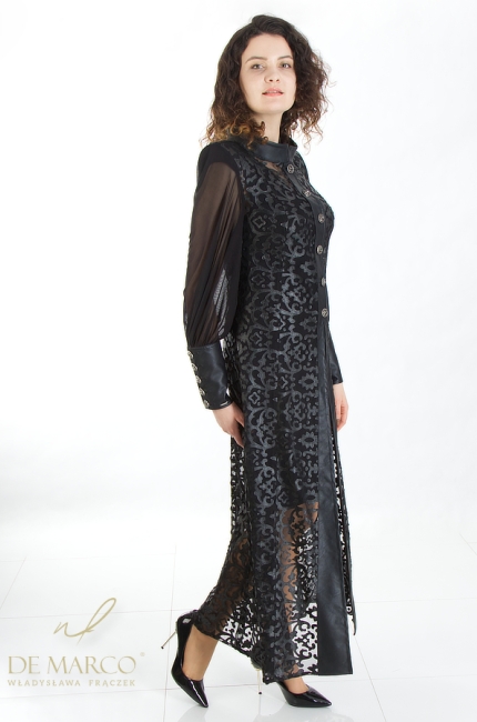 Szyty w Polsce czarny koronkowy płaszcz wizytowy wyjściowy do sukienki. Modne płaszczyki sukienkowe od polskiego producenta szyte na miarę De Marco