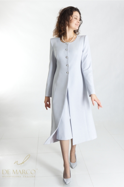 A modern women's formal set with a skirt. Luxurious suit with an extended jacket and pencil skirt. De Marco online store