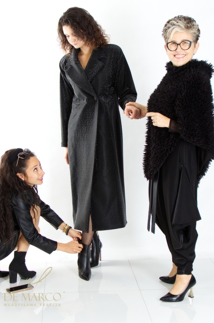 The most fashionable black women's coats with ties. Eco-leather coats perfect for vegans. De Marco online store